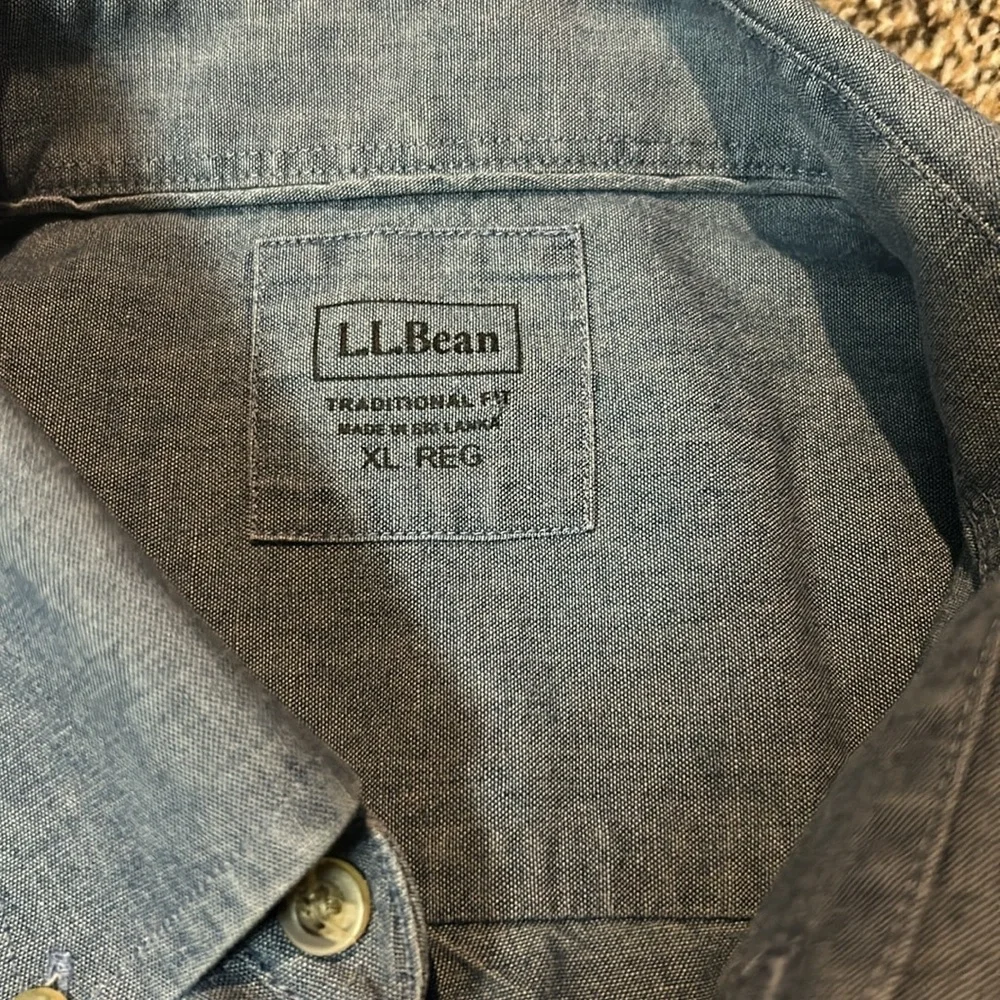 Men's Blue L.L. Bean Button Down Shirt - Picture 2 of 3